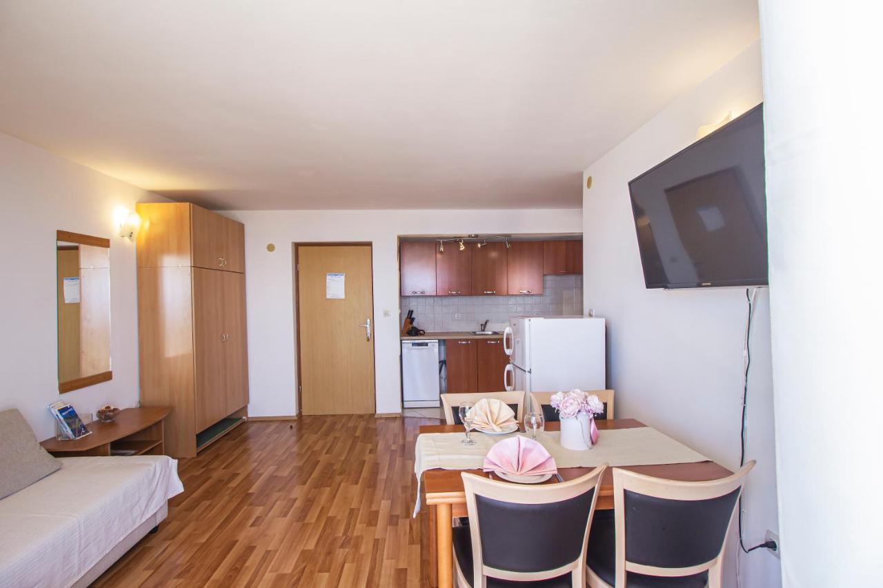 Apartments Branka Makarska Exterior foto